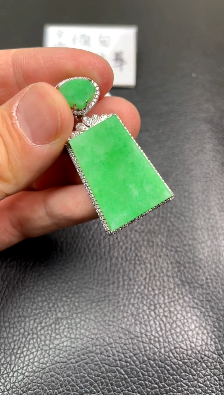 【闪购商品】翡翠吊坠(不含链)银S925镶嵌吊坠