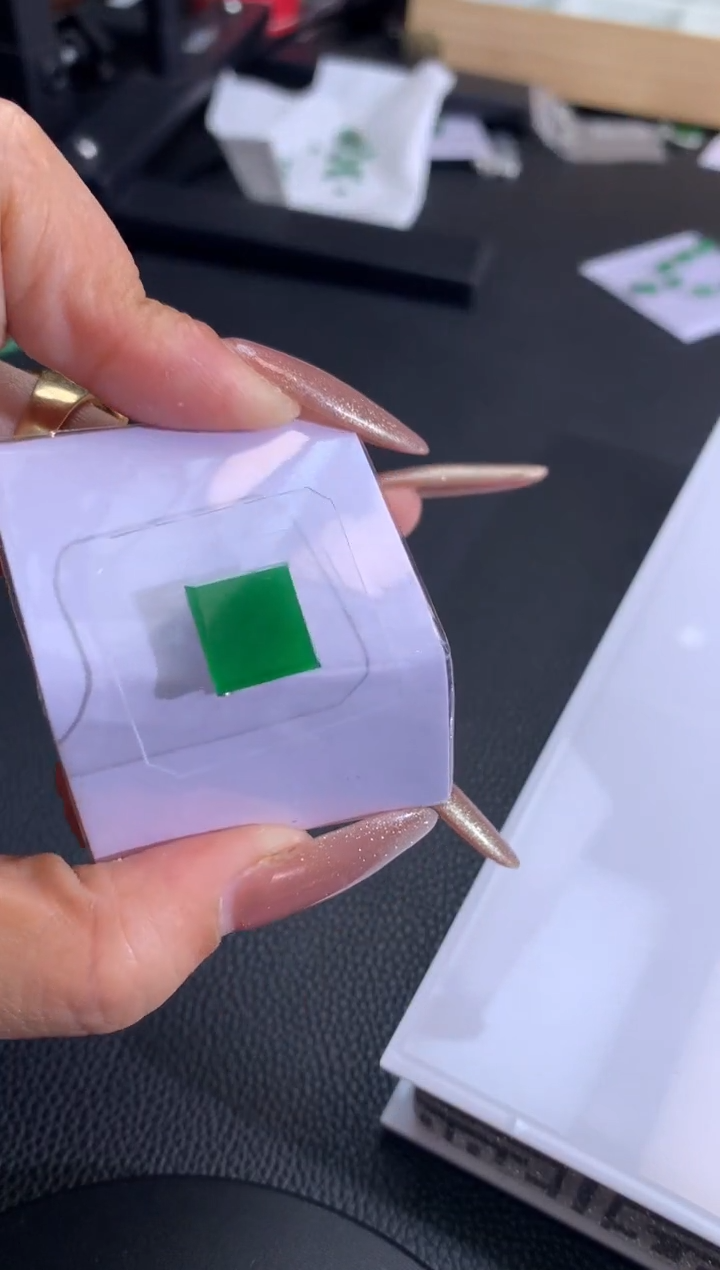 【闪购商品】定制翡翠未镶嵌翡翠