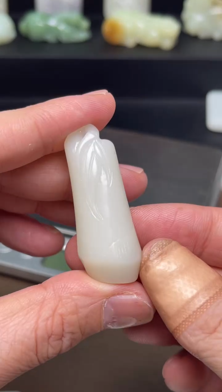 颈饰未镶嵌和田玉我*54