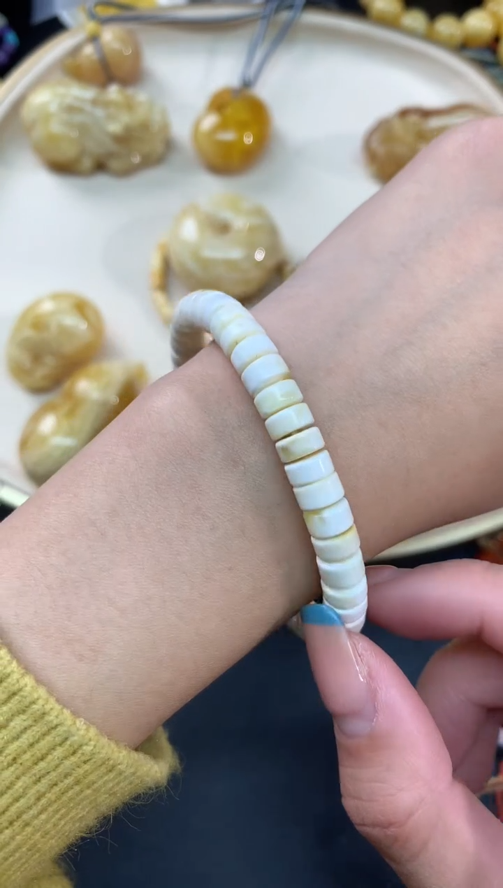 【闪购商品】蜜蜡裸石未镶嵌手串A65|1980