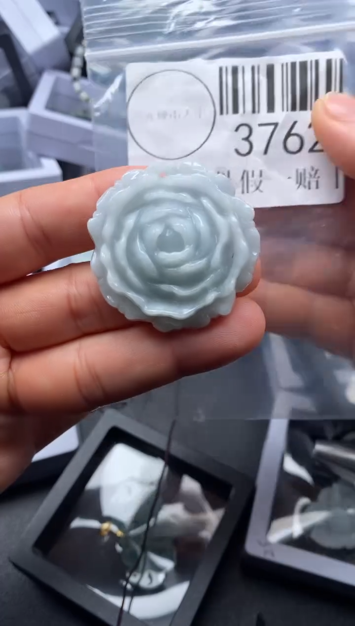 吊坠(不含链)未镶嵌翡翠3762