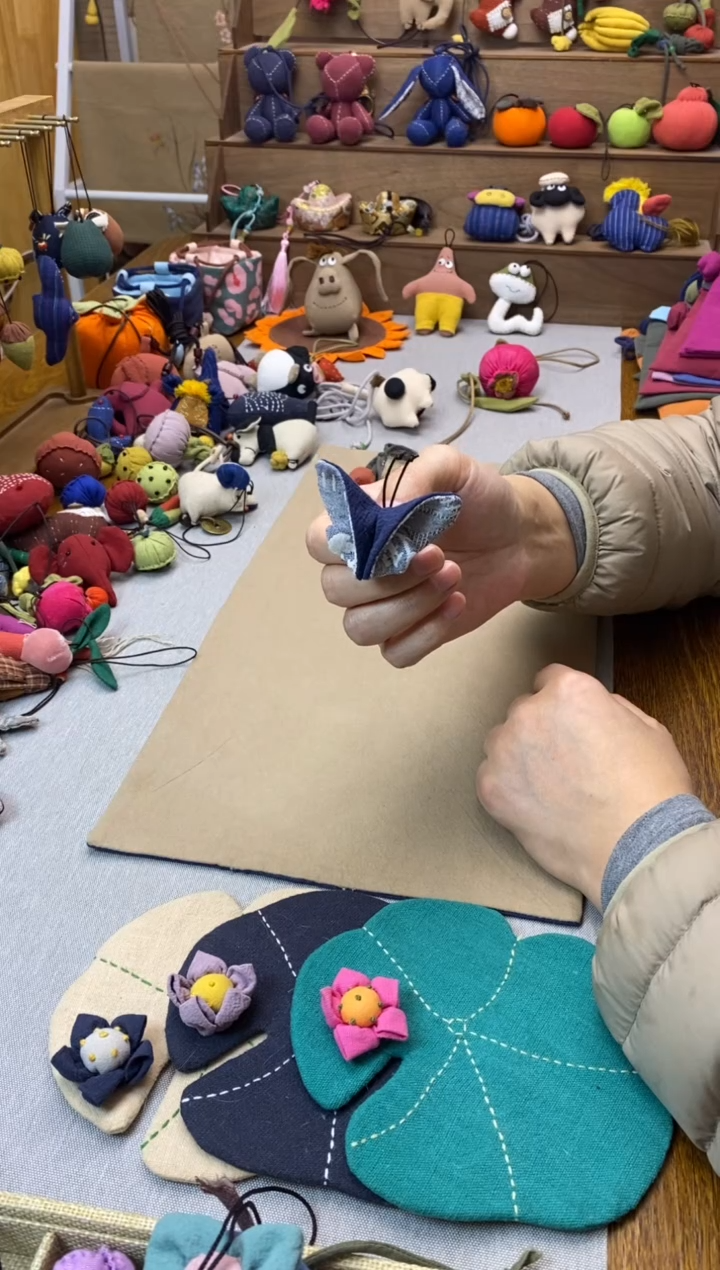 布艺蝴蝶胸针（蓝色）