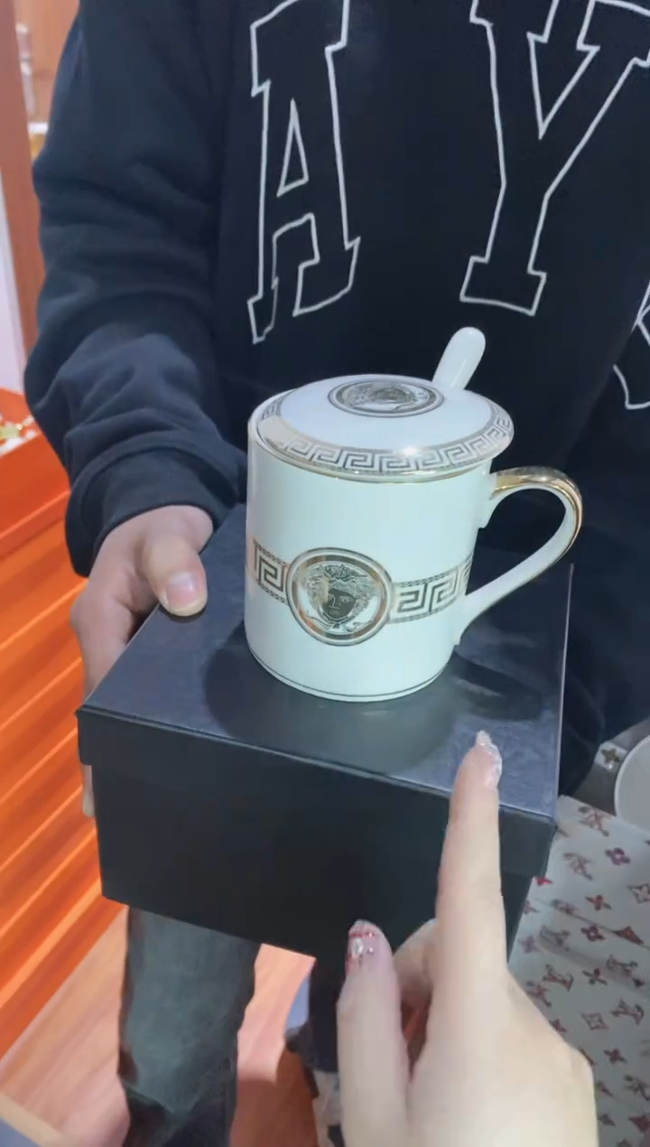 【闪购商品】杯全场正品，京东包邮