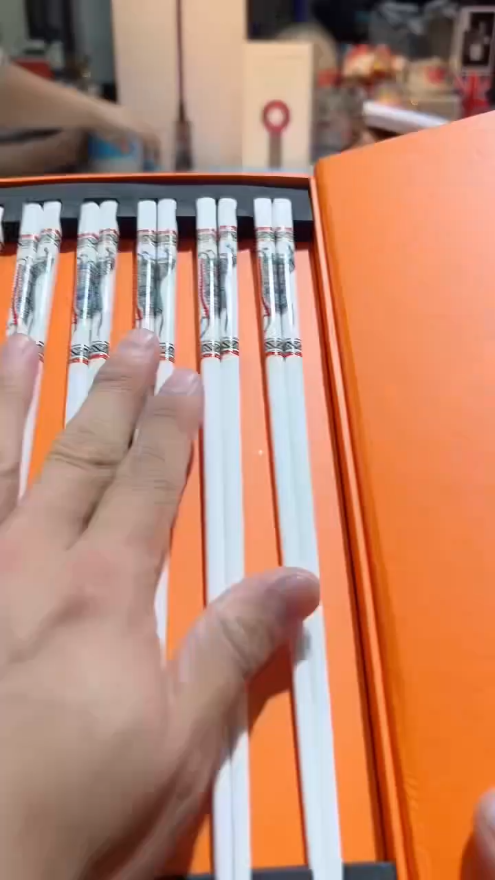 【闪购商品】瓷片正品保真，清库存
