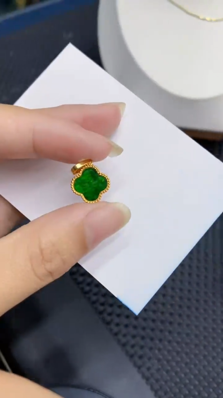 【闪购商品】翡翠颈饰银S925镶嵌            8