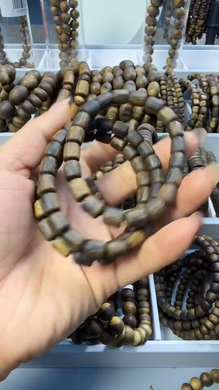 【闪购商品】沉香手串7克+奇楠沉香桶珠多样性发一