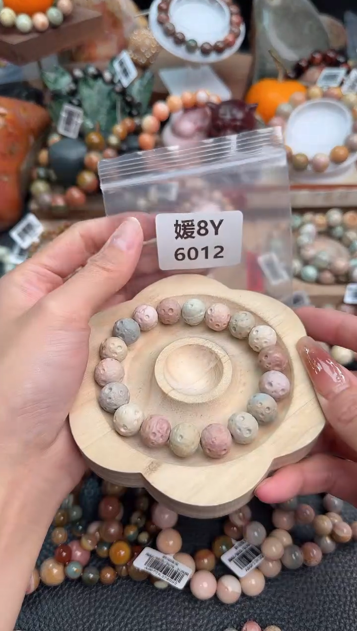 【闪购商品】石英质玉手链未镶嵌8Y6012