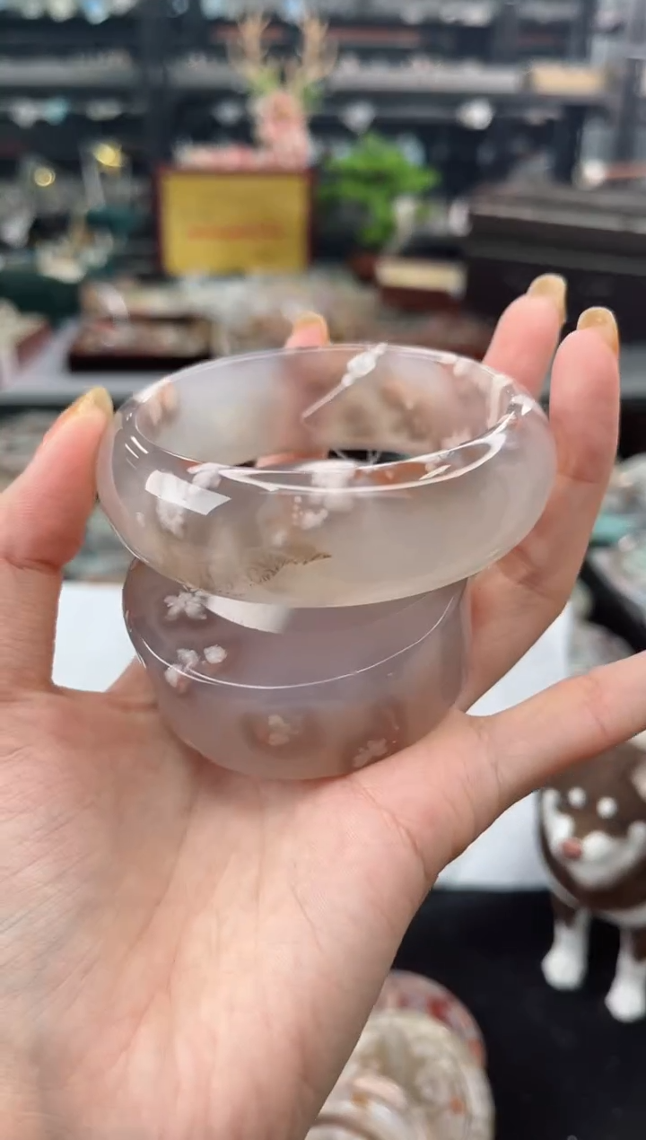 【闪购商品】石英质玉手镯未镶嵌61圈口（赠品镯心）6540117