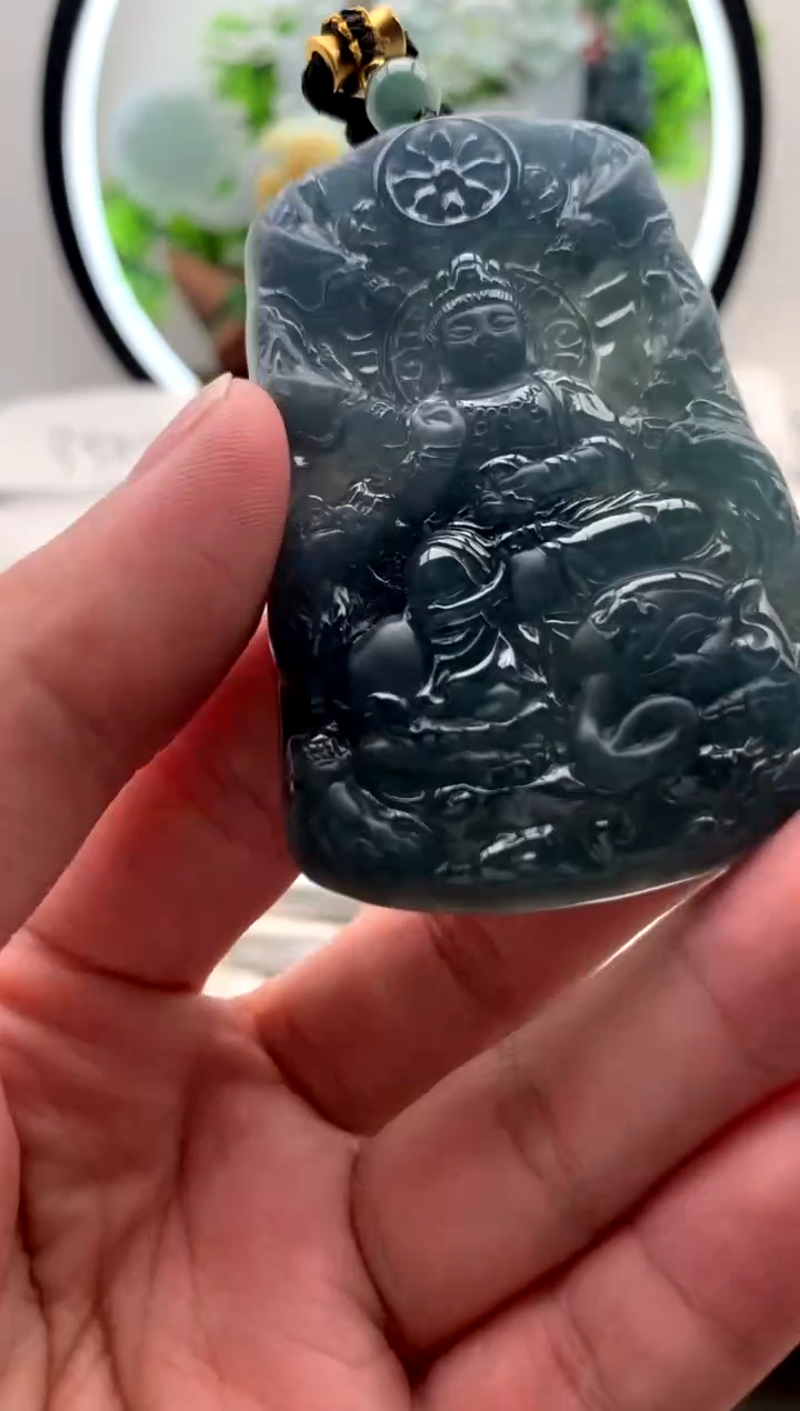 【闪购商品】翡翠颈饰未镶嵌普贤