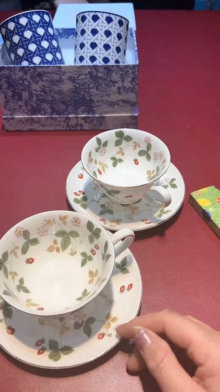 【闪购商品】瓷片锅碗瓢盆一件不剩