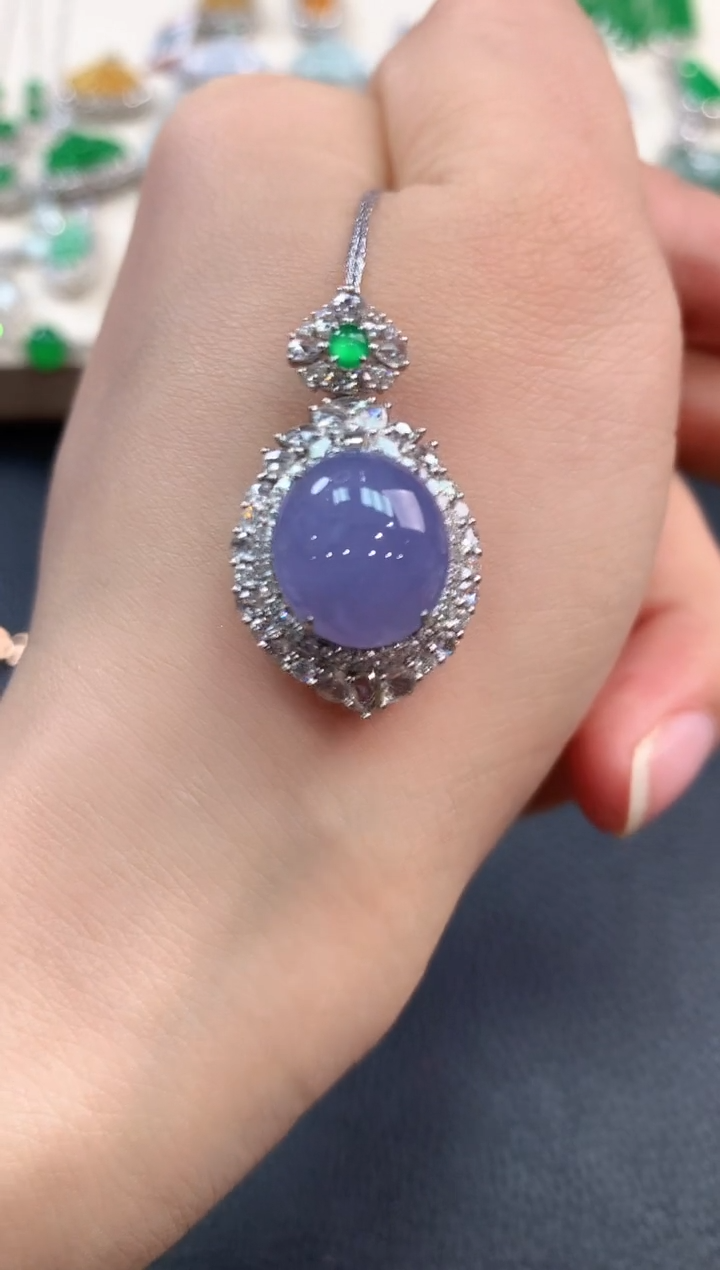 【闪购商品】翡翠吊坠(不含链)18K金镶嵌b115有色差