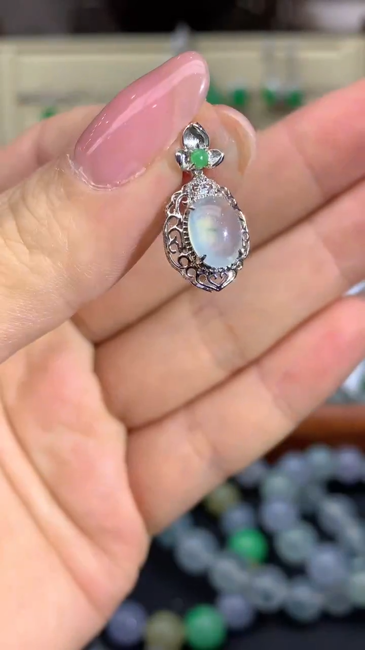 【闪购商品】翡翠颈饰18K金镶嵌2-天然翡翠