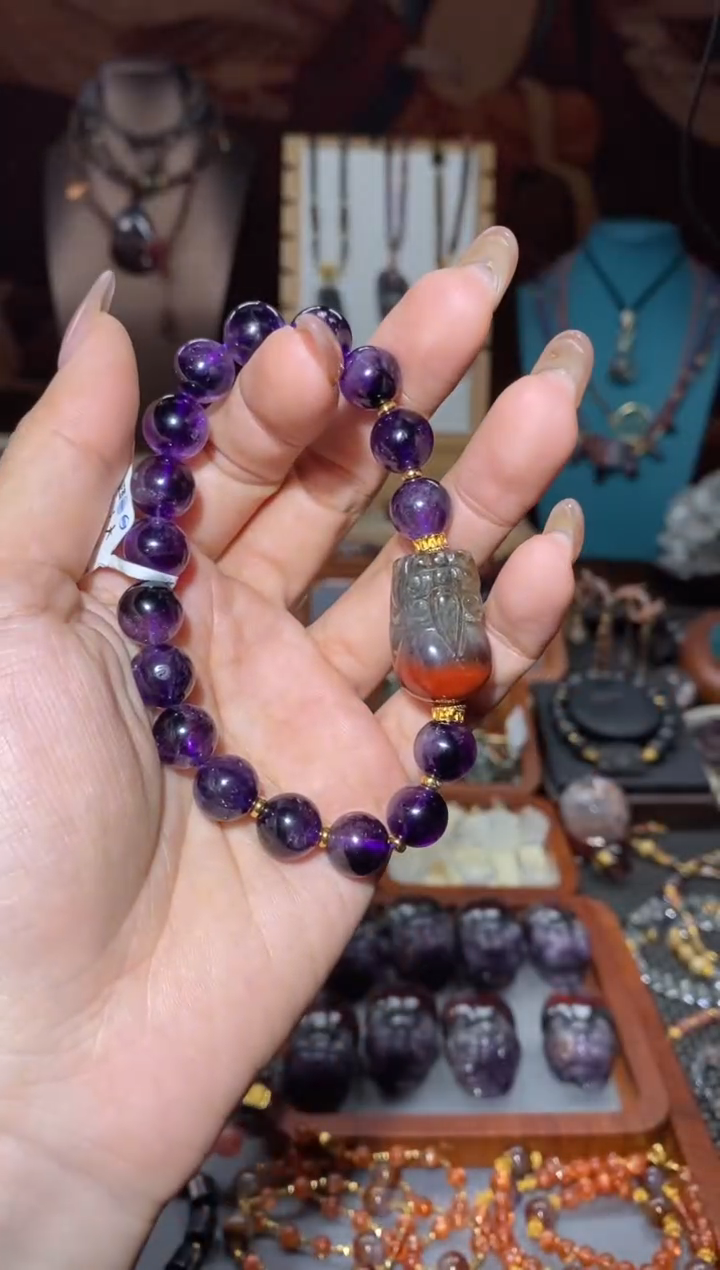 【闪购商品】水晶手串未镶嵌超七极光貔貅