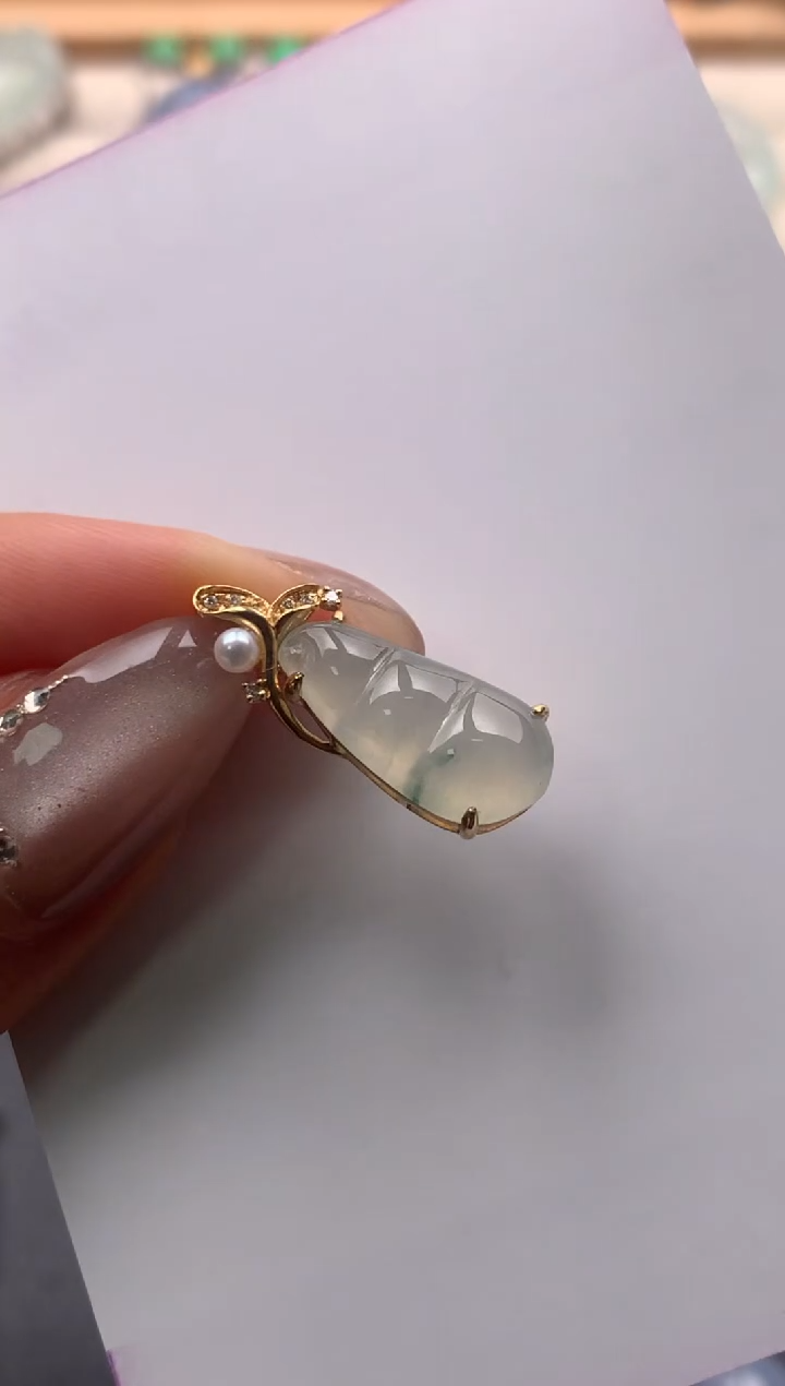 【闪购商品】翡翠颈饰18K金镶嵌10126046