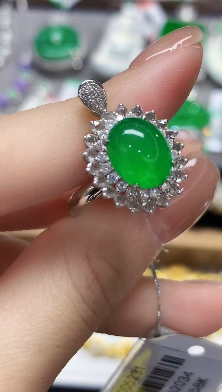 18K金镶嵌戒指翡翠AL