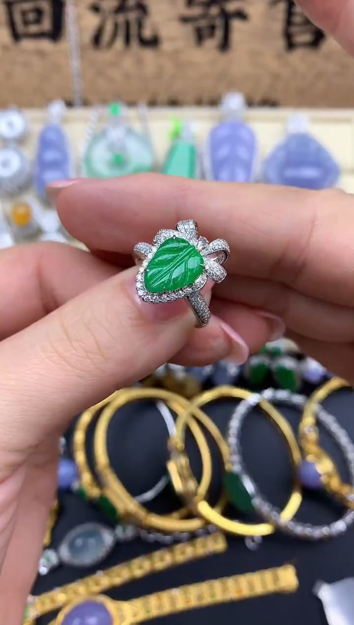 【闪购商品】翡翠戒指18K金镶嵌296-中国好珍宝