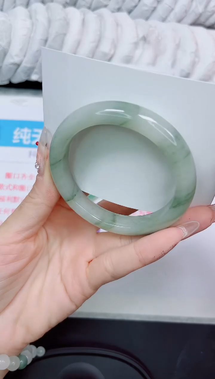 石英质玉手镯未镶嵌424/56