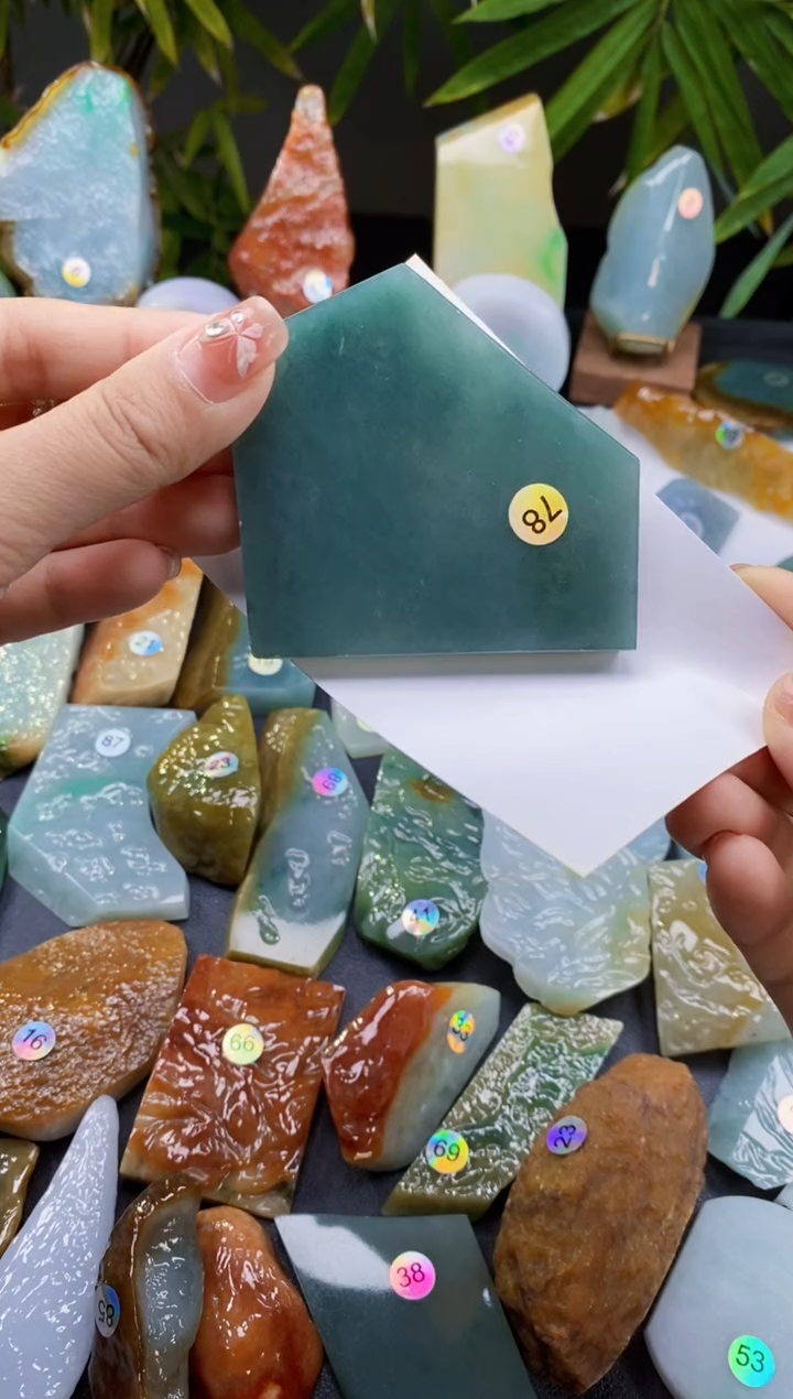 【闪购商品】定制翡翠未镶嵌翡翠