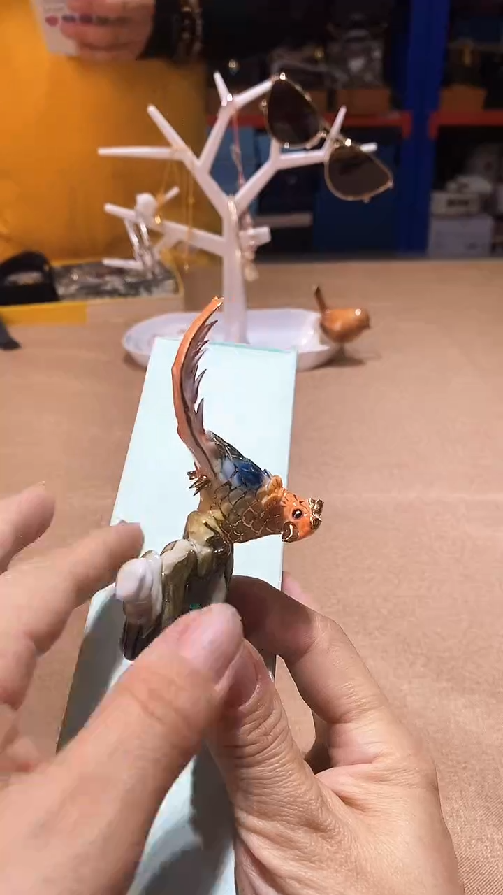 瓷片碗碟好物一件不留@@1