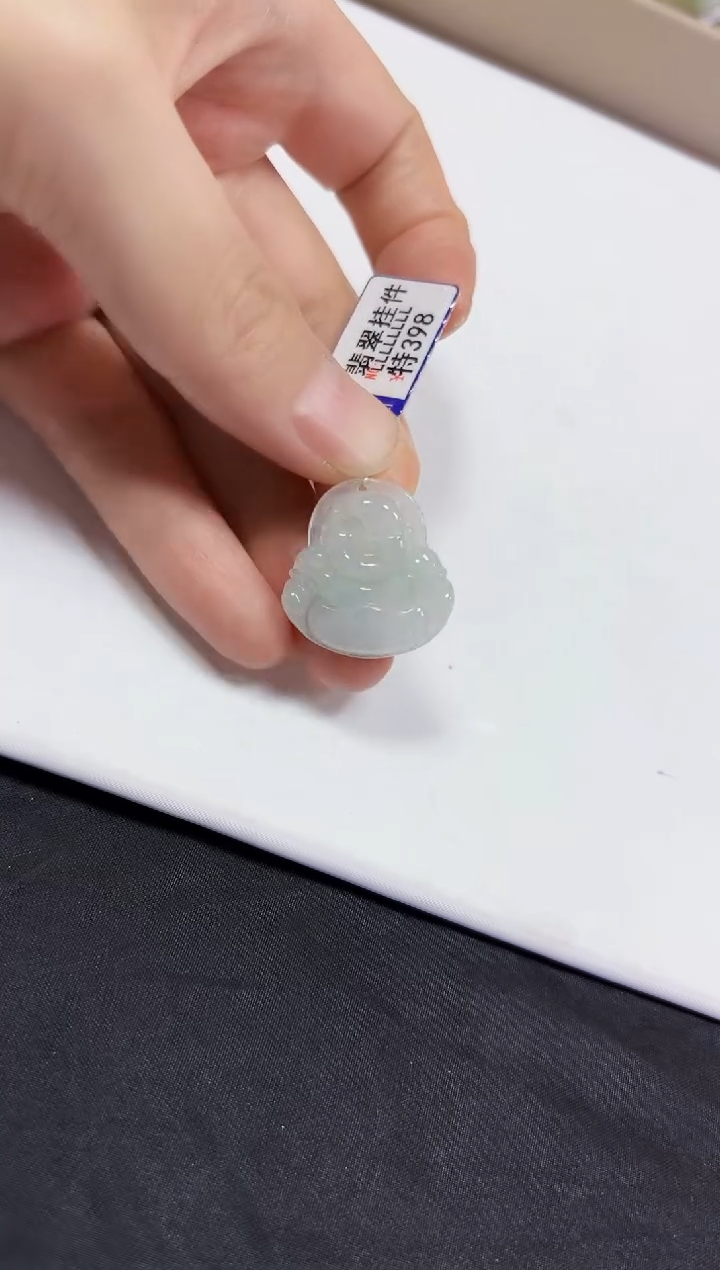 【闪购商品】翡翠未镶嵌颈饰佛公