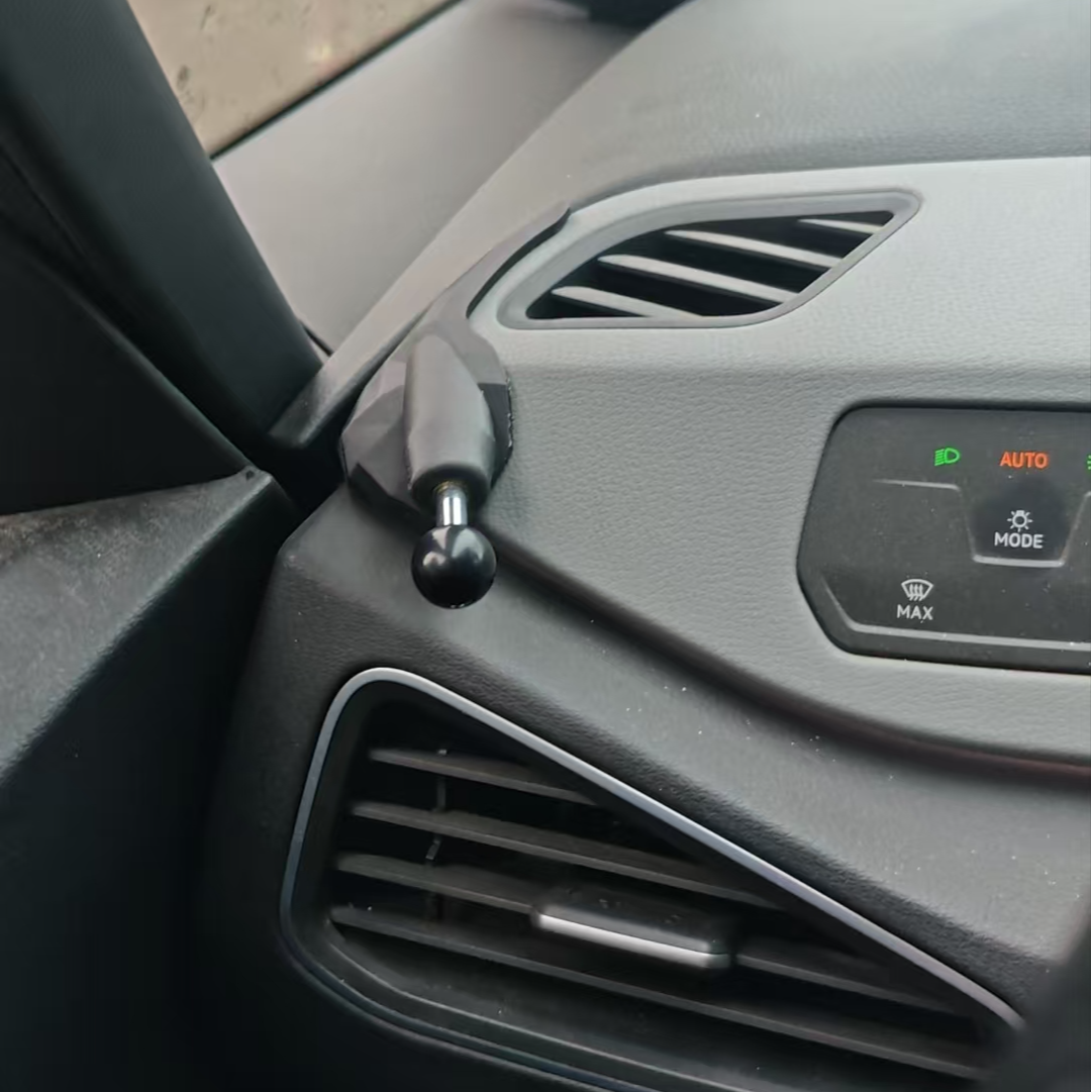 适用于大众ID3通用车载手机支架改装无遮挡磁吸内无胶底座导航架