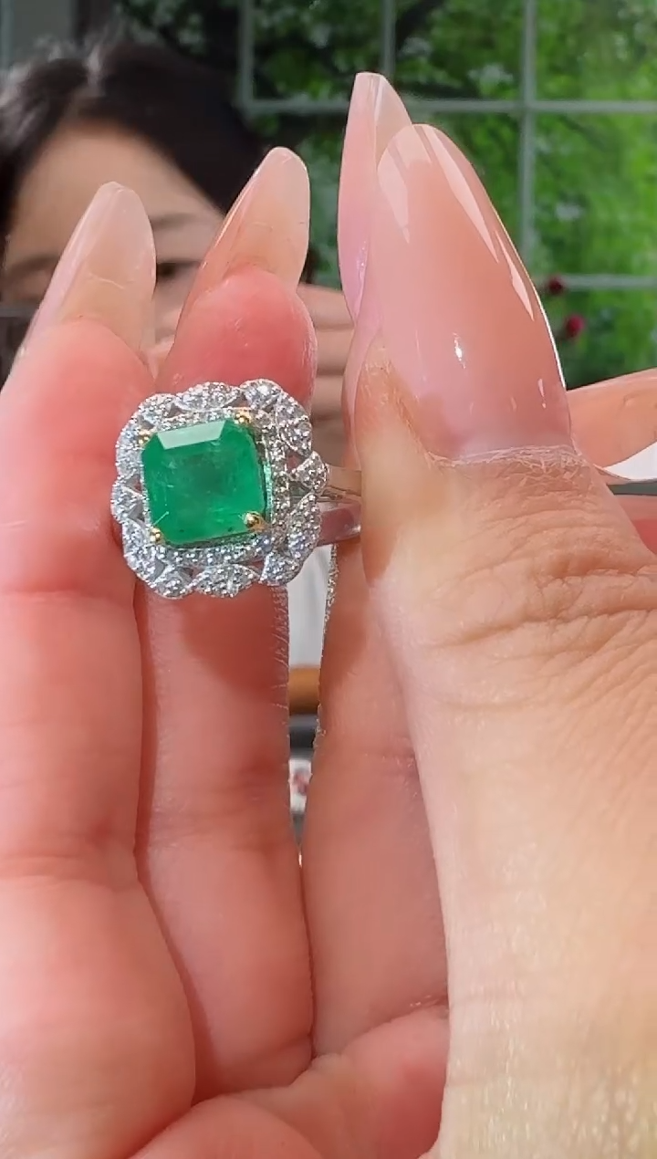 银S925镶嵌戒指祖母绿戒指