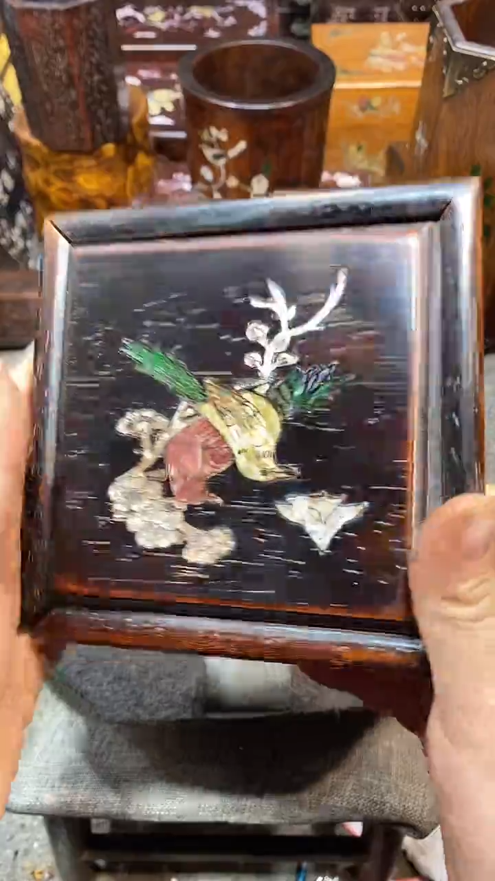 木木雕款盒子一个