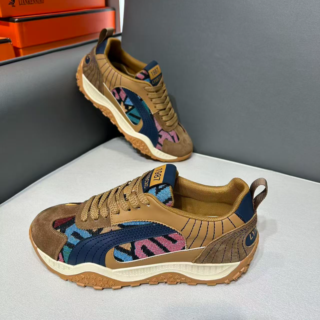 【高端爆款】男士百搭车缝线运动风时尚休闲鞋复古轻便软底休闲男士