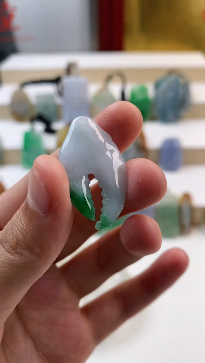 【闪购商品】翡翠吊坠(不含链)未镶嵌天然缅甸A货翡翠吊坠