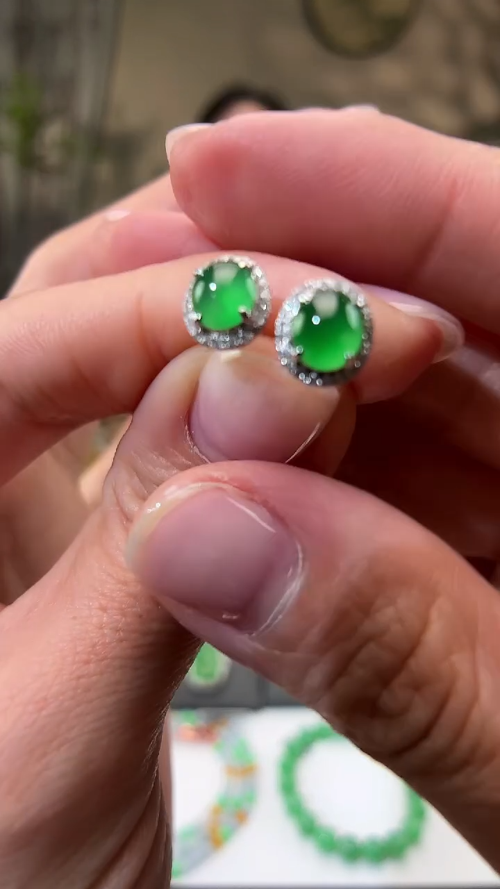 吊坠(不含链)18K金镶嵌翡翠耳饰一对