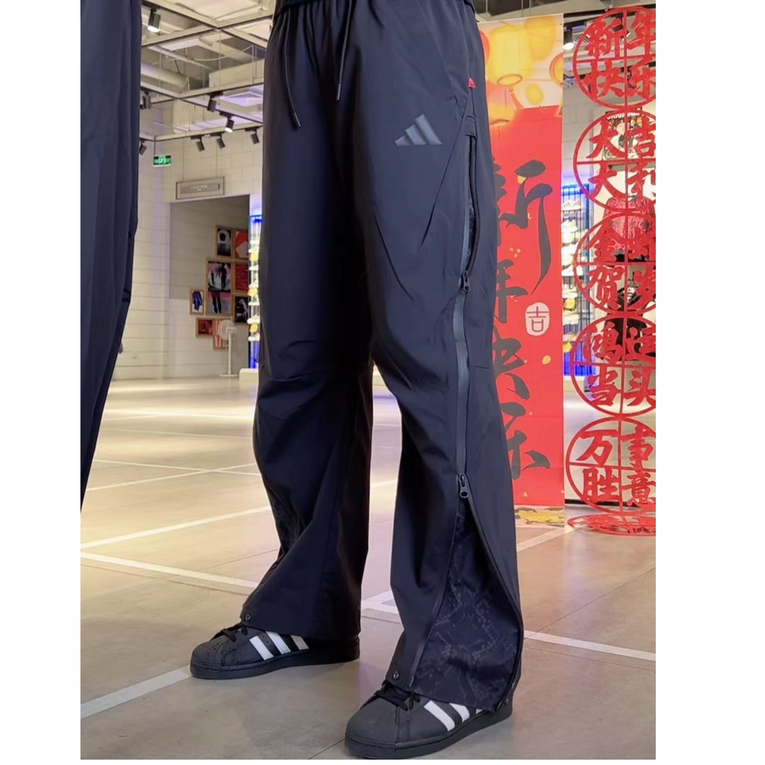 阿迪达斯男子2025年春季侧开拉链可调节梭织长裤JZ4198