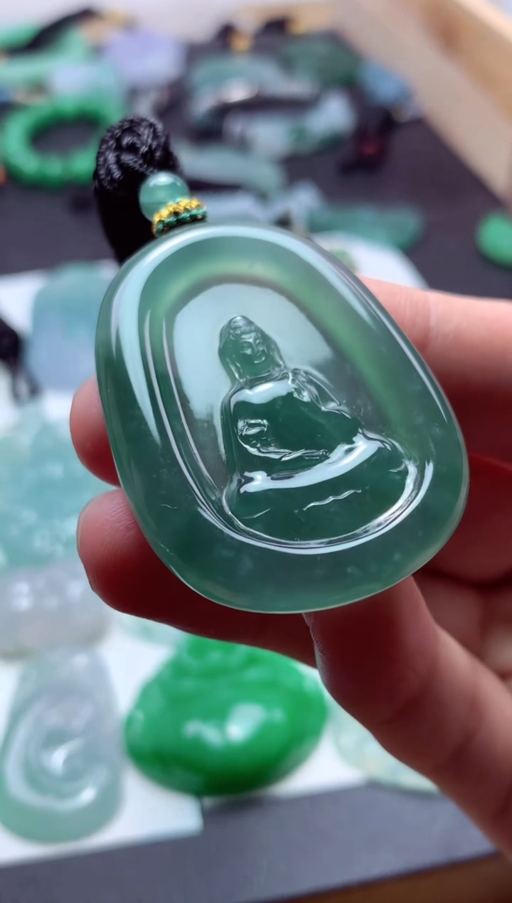 翡翠未镶嵌颈饰天然翡翠