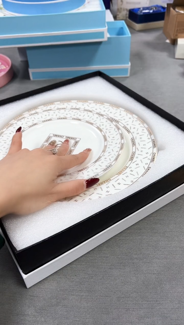 【闪购商品】瓷片新号开播全部福利