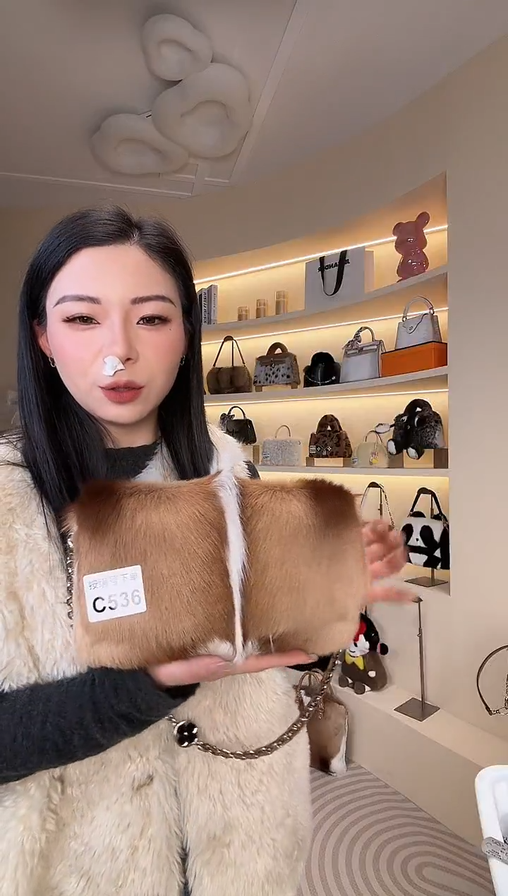 羊毛【闪购商品】女包C536