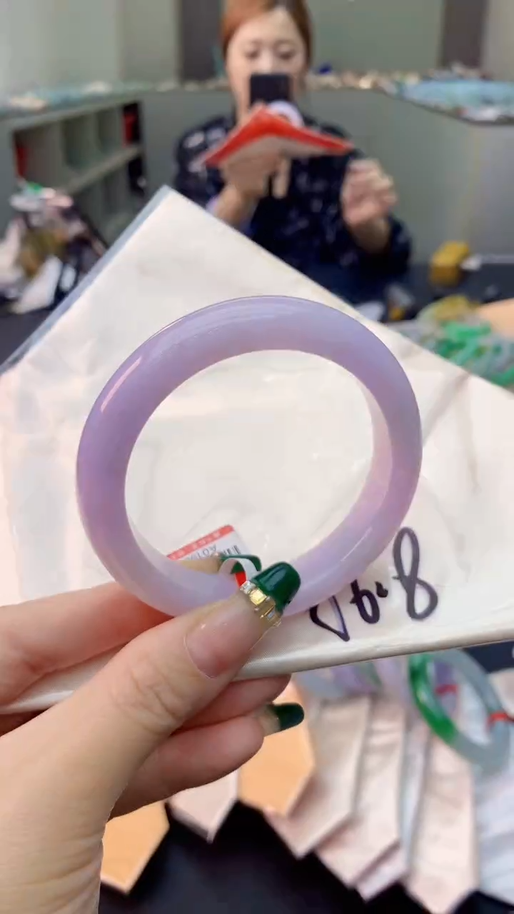 翡翠手镯未镶嵌0935877369