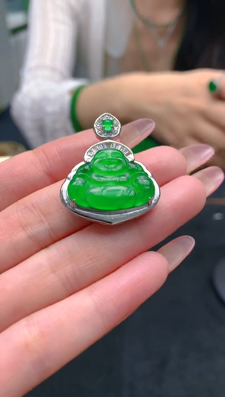 翡翠未镶嵌颈饰天然A货翡翠