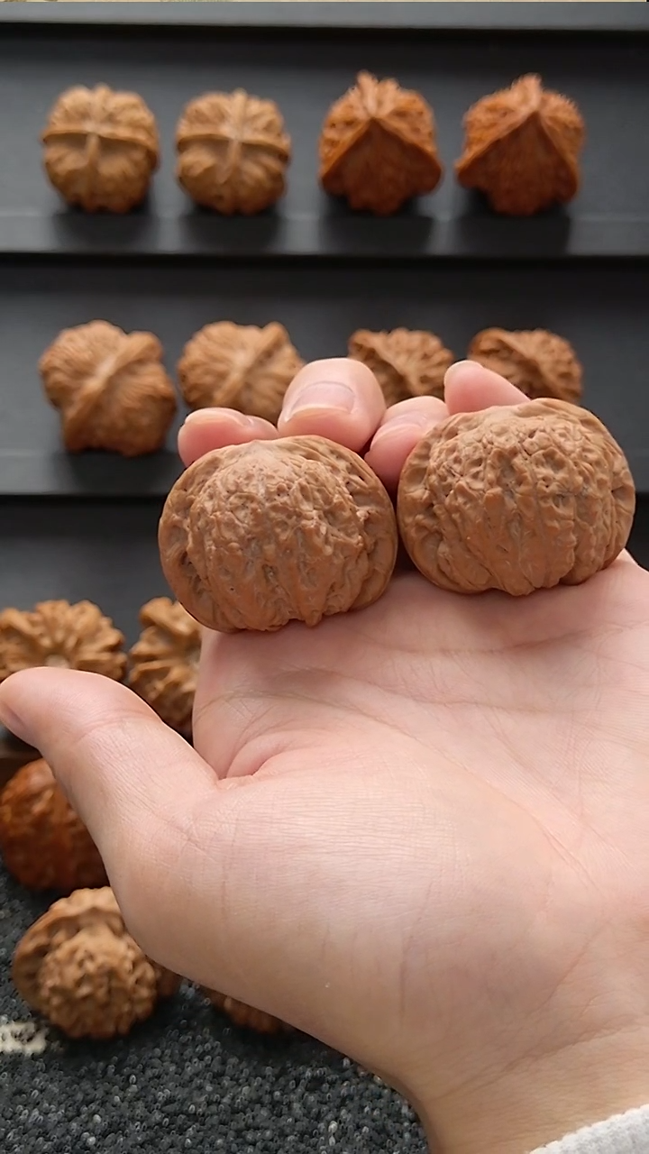 把件文玩核桃40尺血麒麟（全品体验对）