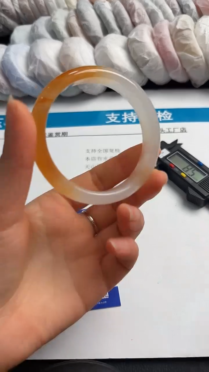 手镯玛瑙/玉髓未镶嵌28