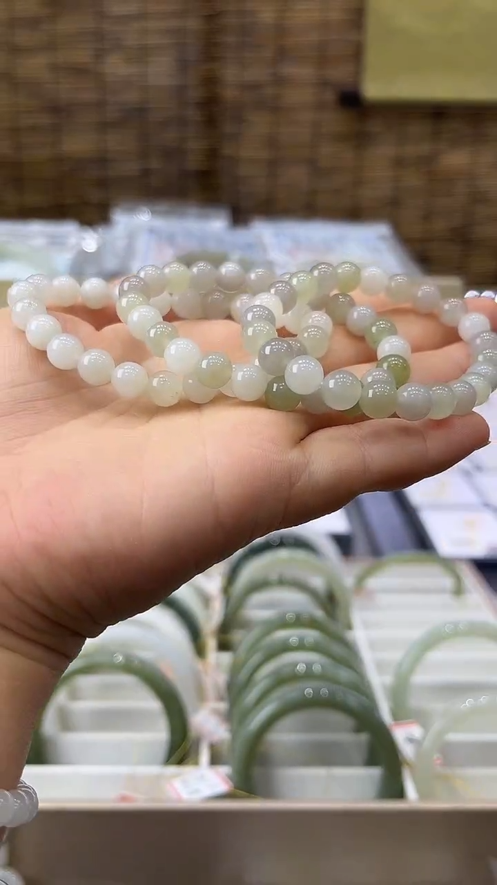 手链未镶嵌和田玉8mm手串（发其一）