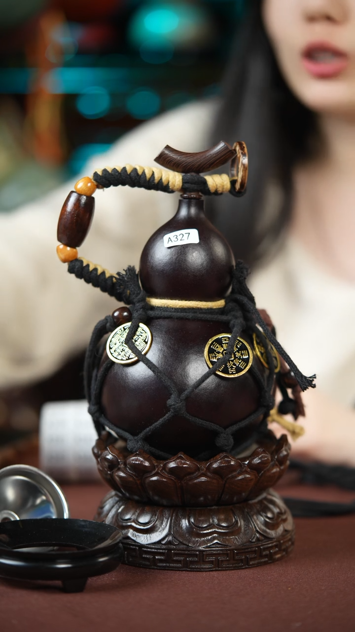 【闪购商品】327号400ml左右的非遗漆器酒葫芦