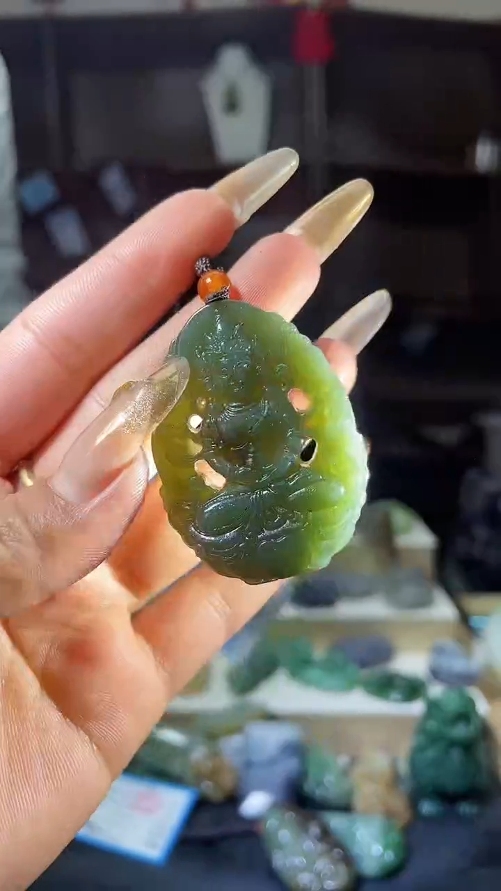 【闪购商品】和田玉颈饰未镶嵌1