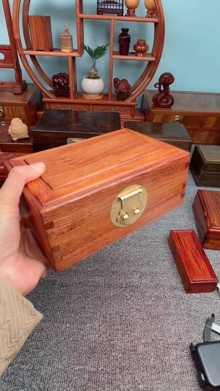 【闪购商品】老板娘推荐缅花翻盖盒