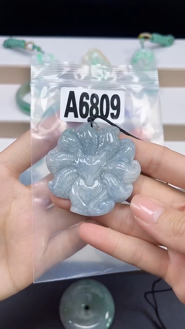 颈饰未镶嵌翡翠天然翡翠吊坠挂件