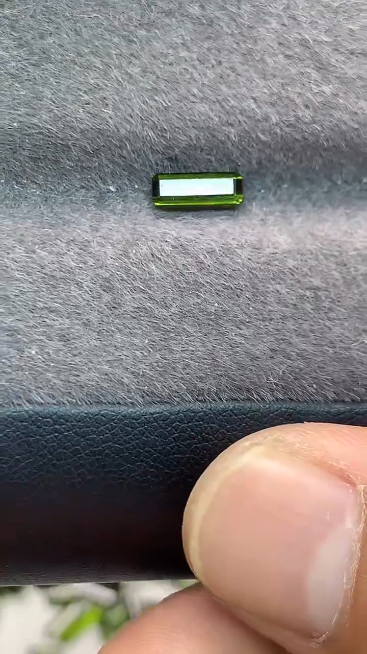 裸石未镶嵌碧玺0.61克拉