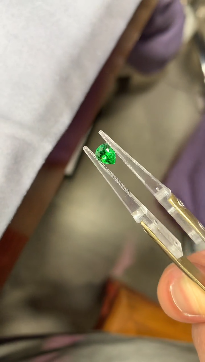 【闪购商品】石榴石（沙弗莱）裸石未镶嵌0.85ct 11