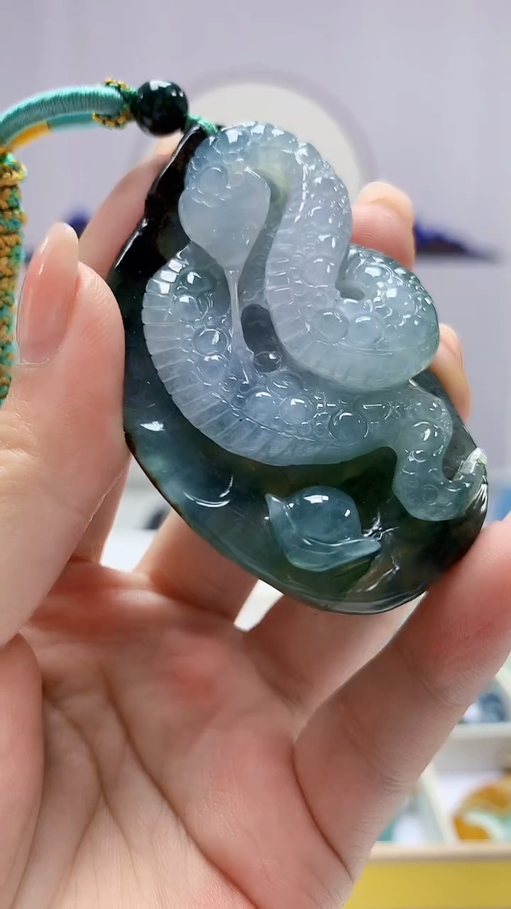 【闪购商品】定制翡翠未镶嵌5028ms-毛货28蛇