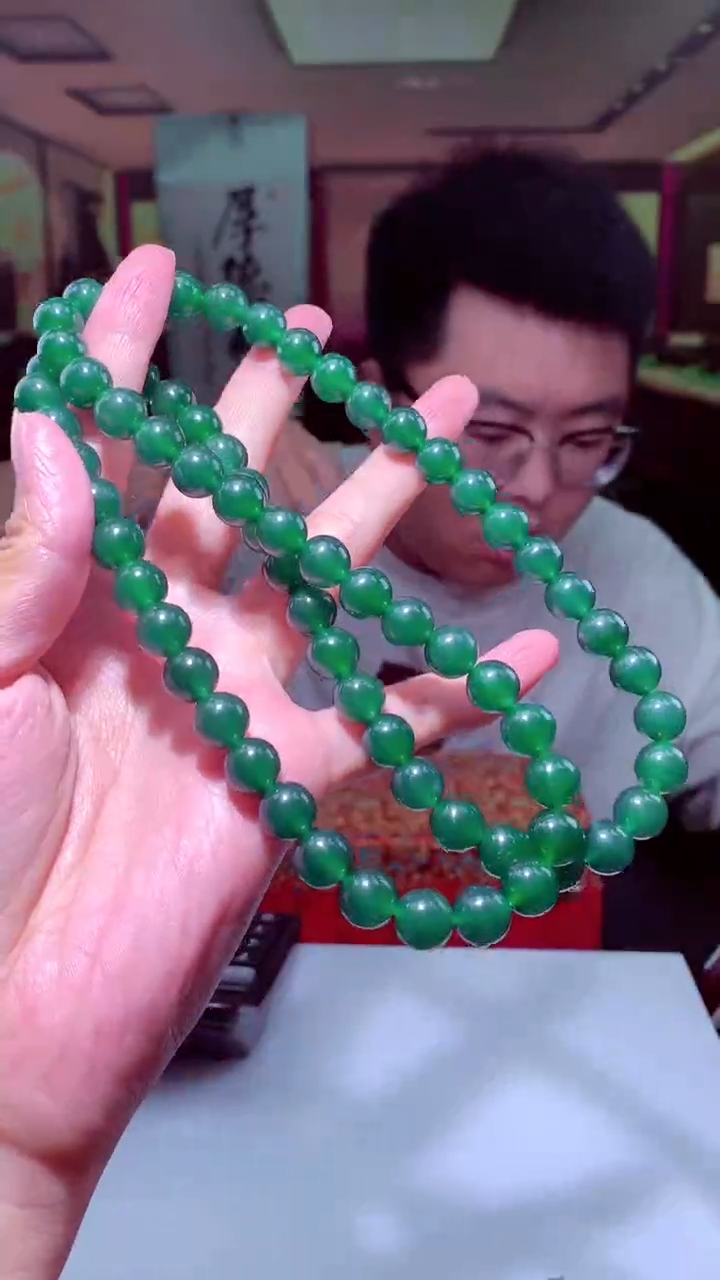 翡翠未镶嵌颈饰挂件发货（拍一发一）