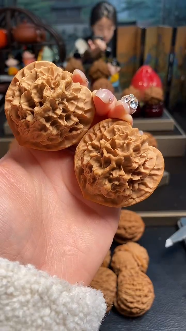 【闪购商品】文玩核桃吊坠B963帝王48