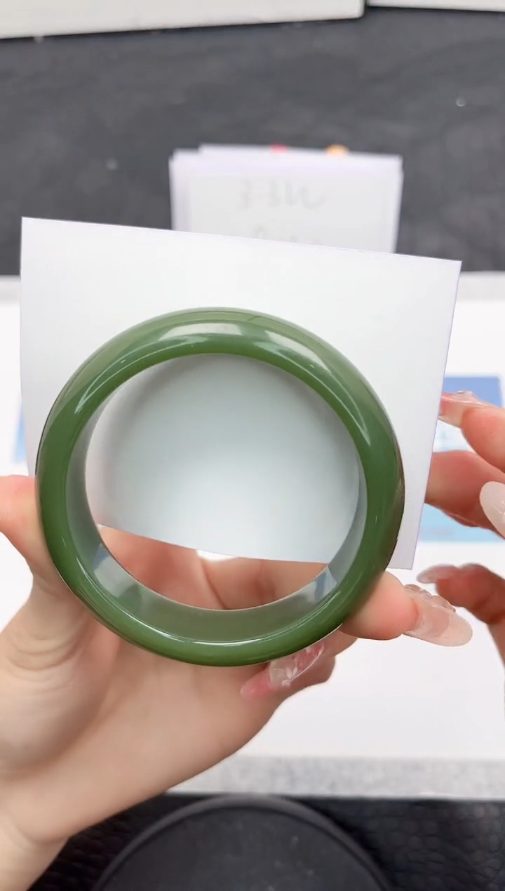 【闪购商品】石英质玉手镯未镶嵌A282-56.6