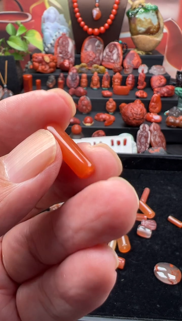 未镶嵌桶珠南红玛瑙?*可桶珠